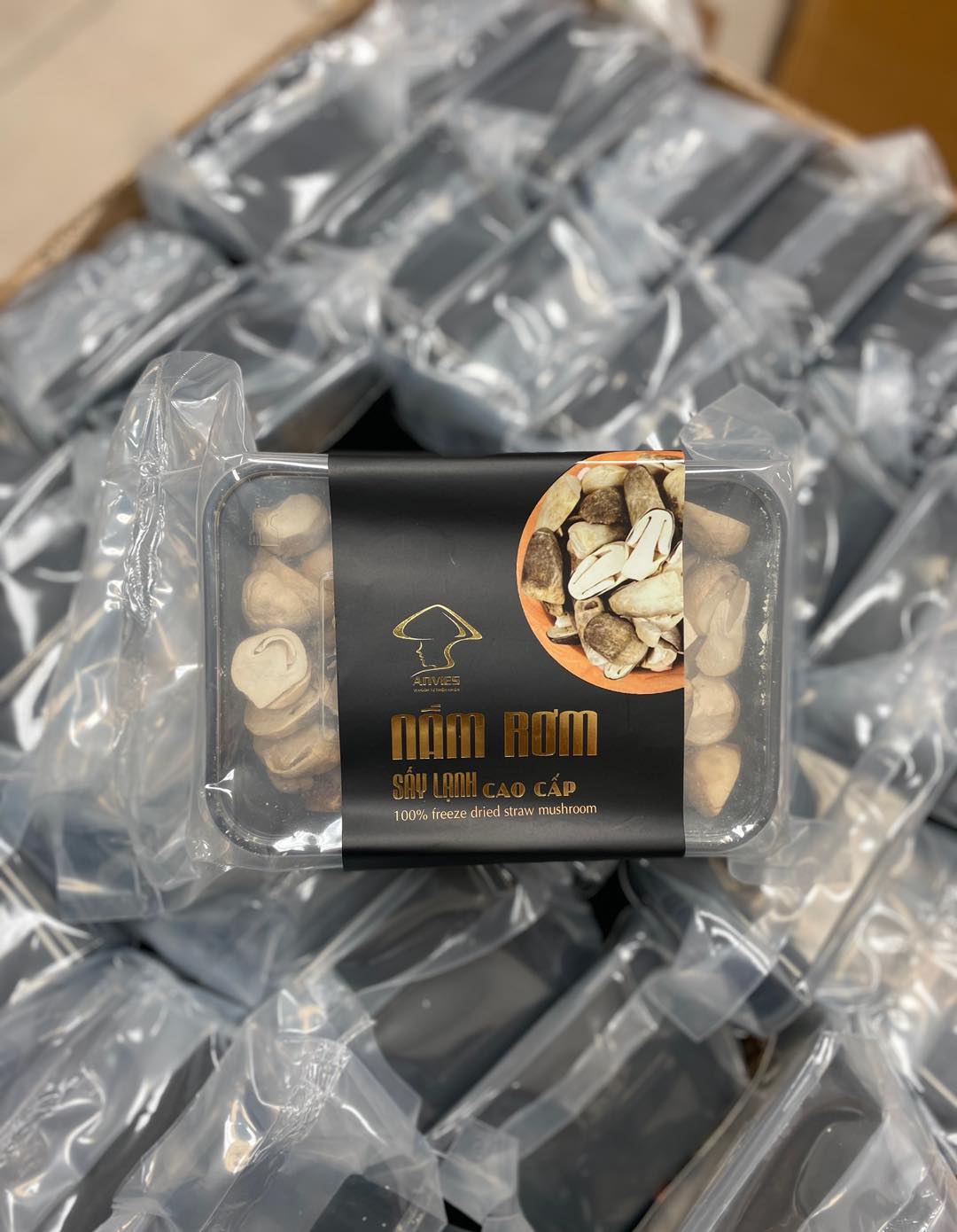Nấm Rơm Sấy Lạnh | Freeze Dried Straw Mushroom ANVIES