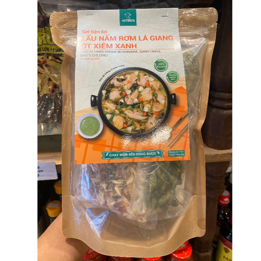 Set Nấu Lẩu Nấm Rơm Lá Giang Ớt Xiêm Xanh | Freeze Dried Straw Mushroom, Giang Leave and Bird's Eye Chili Cooking Set