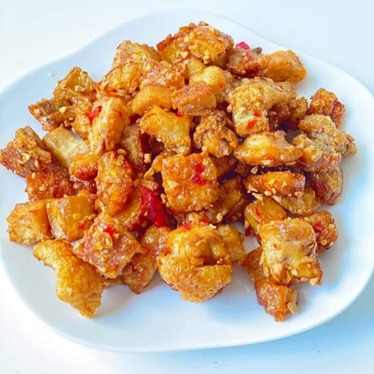 Tóp Mỡ Mắm Tỏi | Crispy Pork Belly with Fish Garlic Sauce